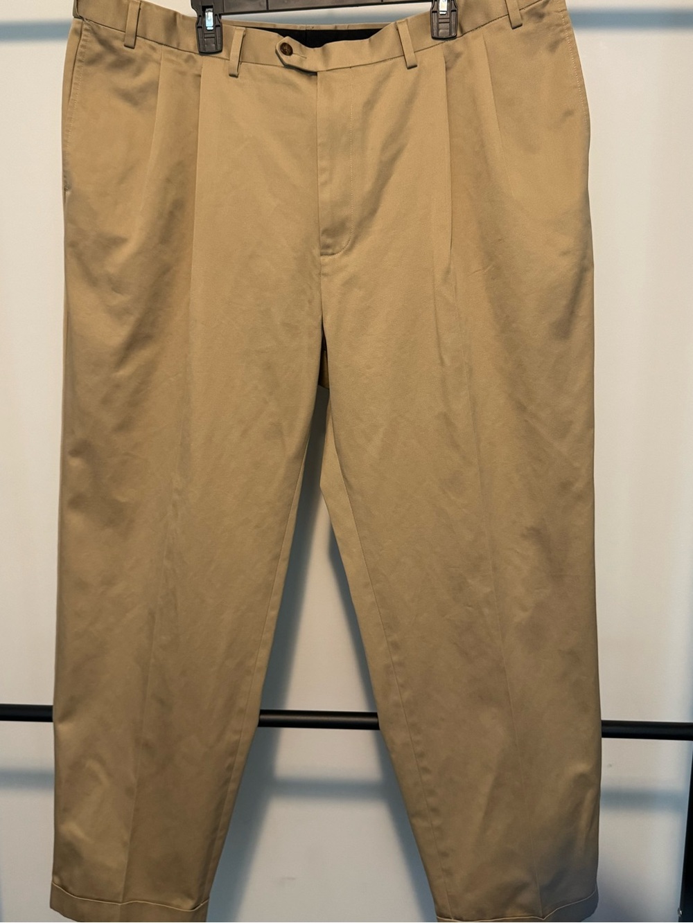 Savane Tan Pleated Chino Pants